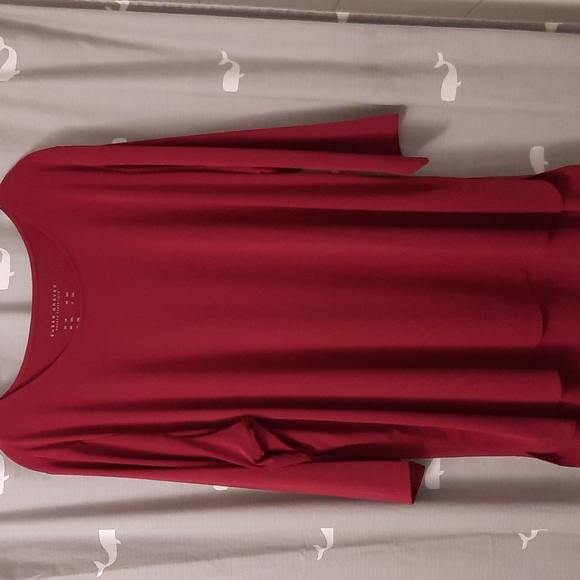 Susan Graver Tops - Susan Graver, Size 2X, Maroon Color, Three Quarter Sleeve Top